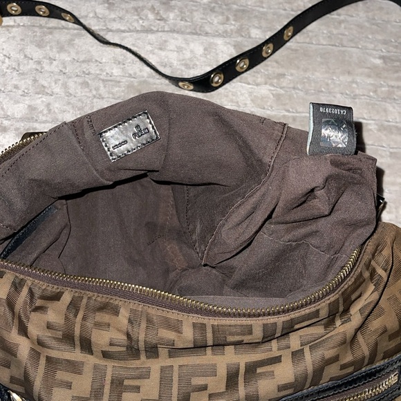 Preloved Fendi crossbody bag great condition FF long brown color nylon - Picture 8 of 9